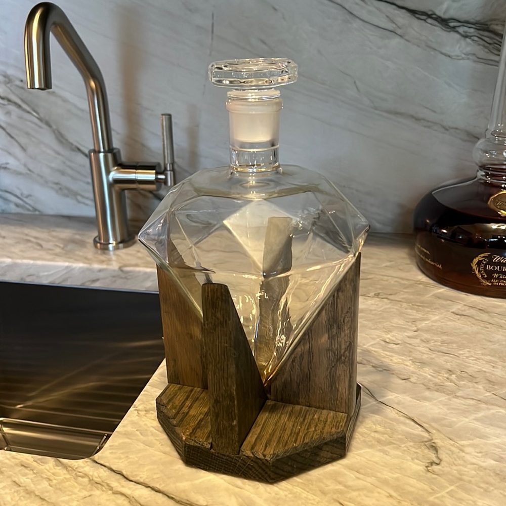 Prestige Diamond Glass Whiskey Decanter and Stand